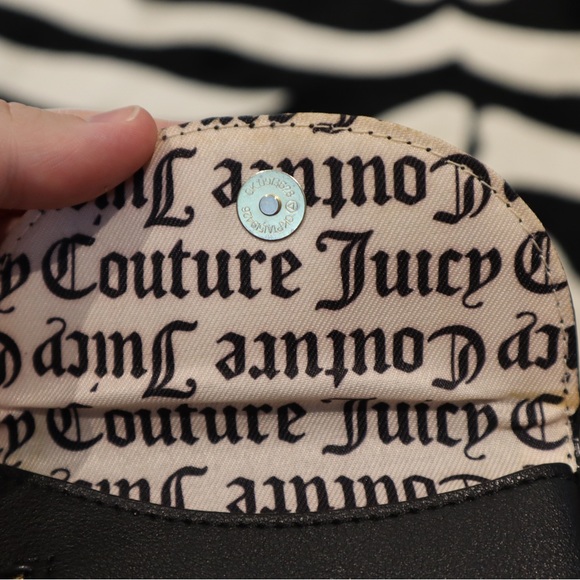 Juicy couture black crossbody - Picture 3 of 6